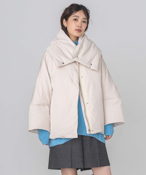 Gready Brilliant（グレディブリリアン）の「マフラードルマンダウンジャケット（ダウンジャケット/コート・レディース・ブラック/アイボリー・38）」の2枚目の写真