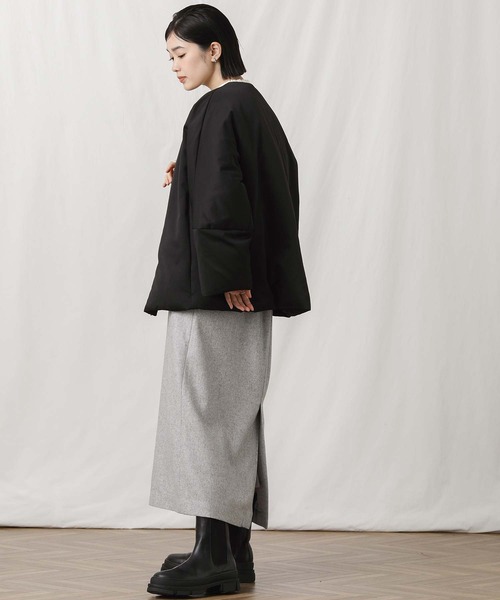 Gready Brilliant（グレディブリリアン）の「マフラードルマンダウンジャケット（ダウンジャケット/コート・レディース・ブラック/アイボリー・38）」の11枚目の写真