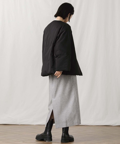 Gready Brilliant（グレディブリリアン）の「マフラードルマンダウンジャケット（ダウンジャケット/コート・レディース・ブラック/アイボリー・38）」の12枚目の写真