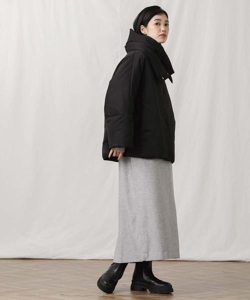 Gready Brilliant（グレディブリリアン）の「マフラードルマンダウンジャケット（ダウンジャケット/コート・レディース・ブラック/アイボリー・38）」の19枚目の写真