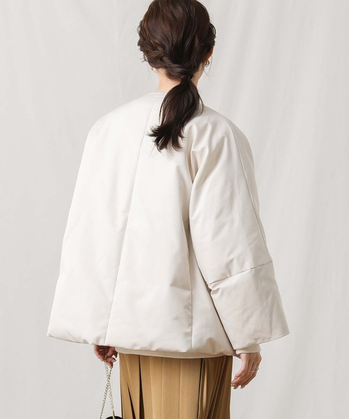 Gready Brilliant（グレディブリリアン）の「マフラードルマンダウンジャケット（ダウンジャケット/コート・レディース・ブラック/アイボリー・38）」の3枚目の写真