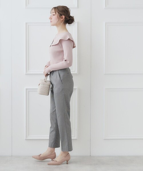 couture brooch(クチュールブローチ)の「◆【2024春新作】【前後2WAY】ビッグカラーニット(ニット/セーター・レディース・オフホワイト/ブラック/サンドベージュ/パープル・38/42)」の8枚目の写真