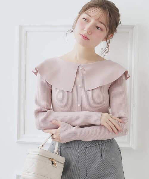 couture brooch(クチュールブローチ)の「◆【2024春新作】【前後2WAY】ビッグカラーニット(ニット/セーター・レディース・オフホワイト/ブラック/サンドベージュ/パープル・38/42)」の14枚目の写真