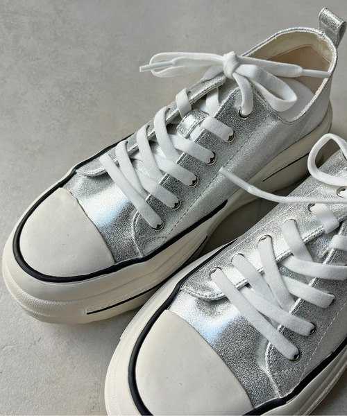 CPCM（シーピーシーエム）の「厚底ローカットラメスニーカー（スニーカー・レディース・シルバー/シルバー系その他/ゴールド/ブラック・SMALL/MEDIUM/LARGE）」の6枚目の写真