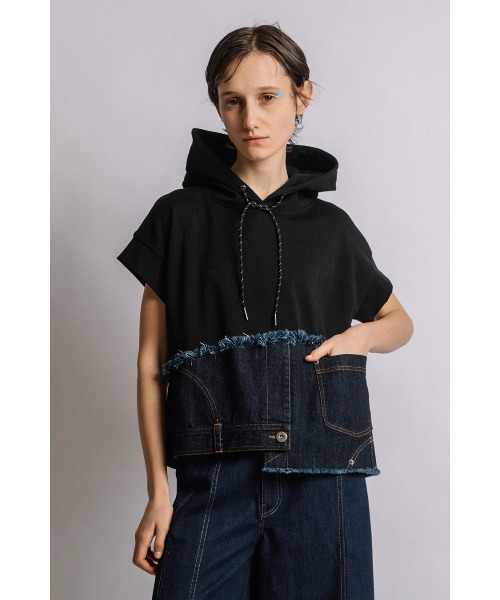 AULA AILA（アウラアイラ）の「デニムコンビネーションフーディー（パーカー・レディース・ホワイト/ブラック/インディゴブルー・0）」の3枚目の写真