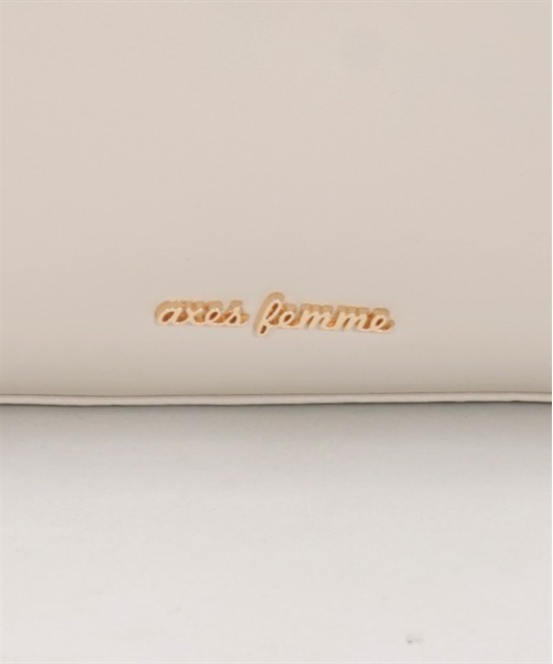 axes femme 薔薇モチーフ型押しA4トート Dブラウン axes femme 薔薇モチーフ型押しA4トート Dブラウン - メルカリ