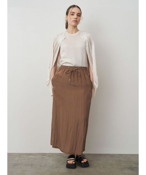 ELENDEEK（エレンディーク）の「2WAYネックアセテートニット（ニット/セーター・レディース・ブラック/ベージュ/パープル/オフホワイト/グリーン・FREE）」の21枚目の写真