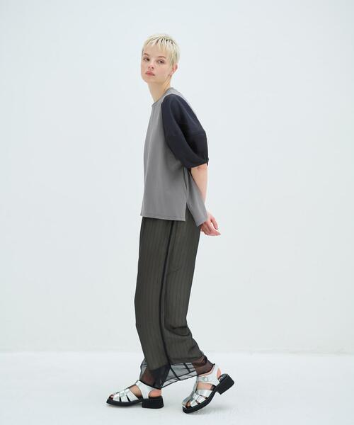LANVIN en Bleu(ランバンオンブルー)の「袖布帛コンビカットソー(Tシャツ/カットソー・レディース・ブラック/ベージュ/チャコールグレー/オフホワイト・38)」の17枚目の写真