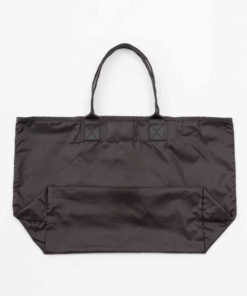 ADAM ET ROPE'（アダムエロペ）の「【TRAVEL COUTURE】RIP Packable Tote Bag（トートバッグ・メンズ・ブラック・FREE）」の2枚目の写真