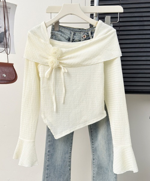 Sibra(シブラ)の「フラワー付きブラウス(シャツ/ブラウス・レディース・ブラック/ベージュ/ホワイト・M)」の13枚目の写真