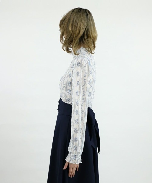 F i.n.t（フィント）の「ストライプローズ柄シアートップス/fint　フィント（Tシャツ/カットソー・レディース・ピンク/ブルー・FREE）」の9枚目の写真