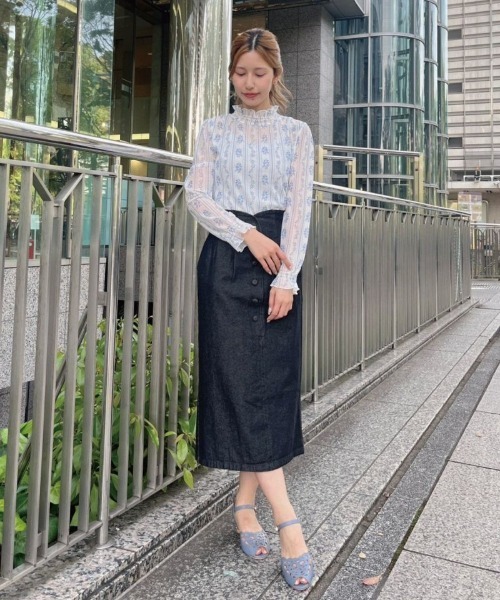 F i.n.t（フィント）の「ストライプローズ柄シアートップス/fint　フィント（Tシャツ/カットソー・レディース・ピンク/ブルー・FREE）」の21枚目の写真