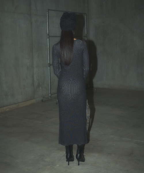 BLONDEY（ブロンディ）の「スクエアリブニットロングワンピース（ワンピース・レディース・レッド/カーキ/ブラック/ネイビー・FREE）」の10枚目の写真