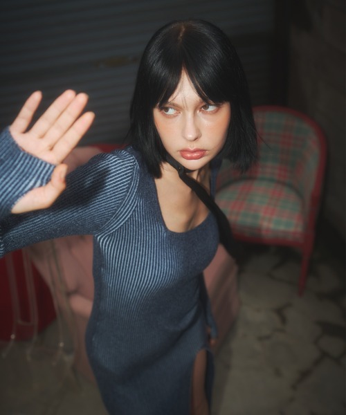 BLONDEY（ブロンディ）の「スクエアリブニットロングワンピース（ワンピース・レディース・レッド/カーキ/ブラック/ネイビー・FREE）」の19枚目の写真