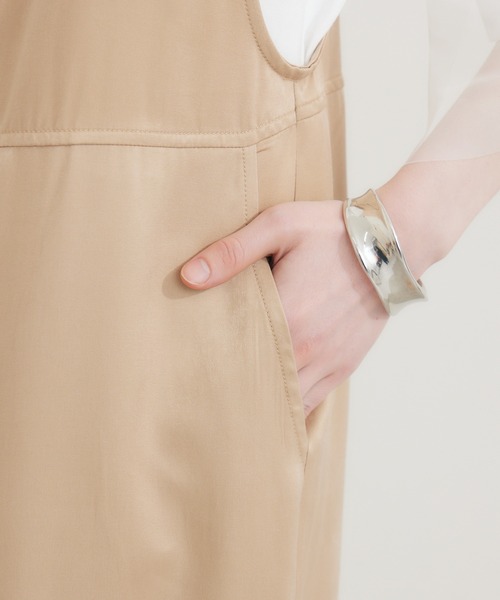 DOLLUPOOPS(ドールアップウップス)の「doll up oops アシメフロントZIPオールインワン(ジャンパースカート・レディース・キャメル/ブラック・FREE)」の9枚目の写真