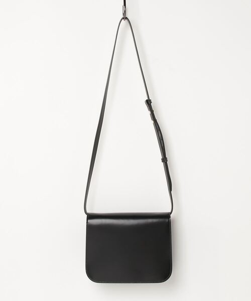 BALLY（バリー）の「OLLAM FLAP（ショルダーバッグ・レディース・ブラック・ONESIZE）」の4枚目の写真