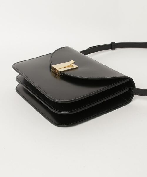BALLY（バリー）の「OLLAM FLAP（ショルダーバッグ・レディース・ブラック・ONESIZE）」の5枚目の写真