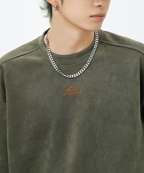 aimoha（アイモハ）の「aimoha outdoorユニセックス　スエード　刺繍Tシャツ (SS)（Tシャツ/カットソー・レディース・オフホワイト/ブラック/グリーン/レッド・LARGE/X-LARGE/MEDIUM）」の5枚目の写真