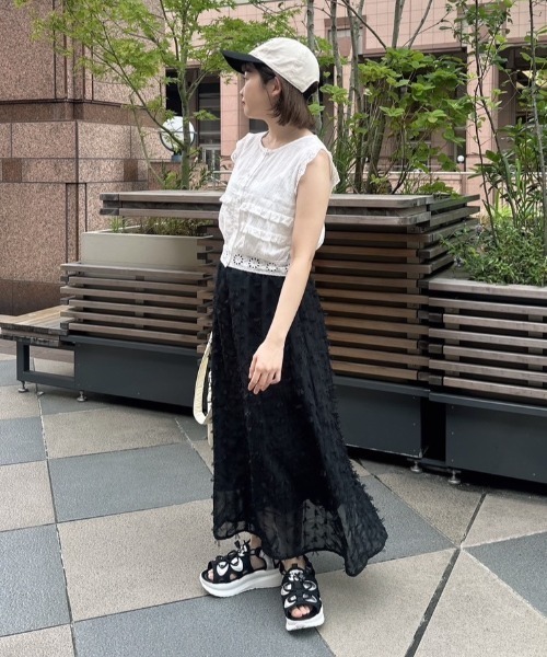 idem(イデム)の「rose button cotton blouse/ノースリーブコットンブラウス(シャツ/ブラウス・レディース・オフホワイト/ブラック・FREE)」の20枚目の写真