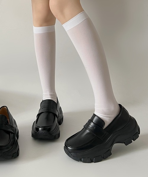 Shoes in Closet（シューズインクローゼット）の「厚底 スニーカーソール コインローファー 2440（ローファー・レディース・ブラック系/ブラック・M/S/LL/L）」の2枚目の写真