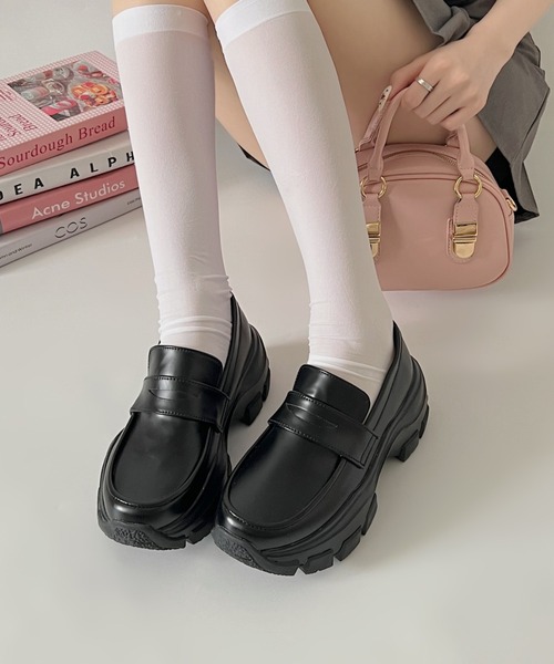 Shoes in Closet（シューズインクローゼット）の「厚底 スニーカーソール コインローファー 2440（ローファー・レディース・ブラック系/ブラック・M/S/LL/L）」の15枚目の写真