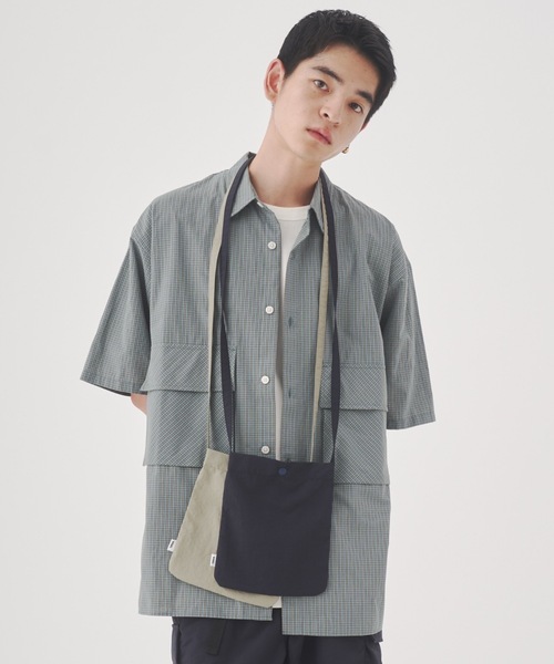 YOEL(ヨエル)の「YOEL - mini sacoche / ミニサコッシュ(ショルダーバッグ・メンズ・カーキ/ネイビー・FREE)」の13枚目の写真