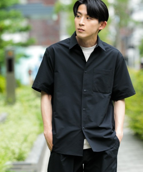 ITEMS URBANRESEARCH（アイテムズ アーバンリサーチ）の「二重織 半袖シャツ+パンツ 2セット（セットアップ・メンズ・ブラック/カーキ・MEDIUM/LARGE）」の6枚目の写真