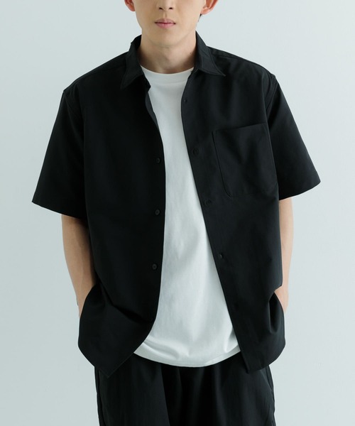 ITEMS URBANRESEARCH（アイテムズ アーバンリサーチ）の「二重織 半袖シャツ+パンツ 2セット（セットアップ・メンズ・ブラック/カーキ・MEDIUM/LARGE）」の12枚目の写真