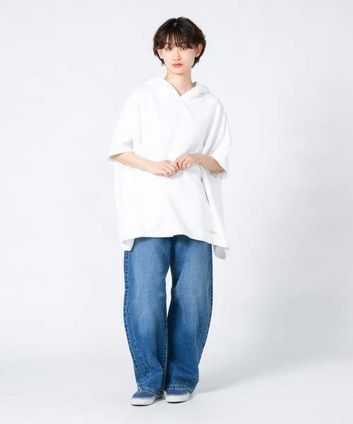 JEANS MATE（ジーンズメイト）の「【Hi Hey Hoooo/ハイヘイホー】なりきりアニマルポンチョ（ポンチョ・レディース・クリアブルー/チャコールグレー/オフホワイト・FREE）」の13枚目の写真