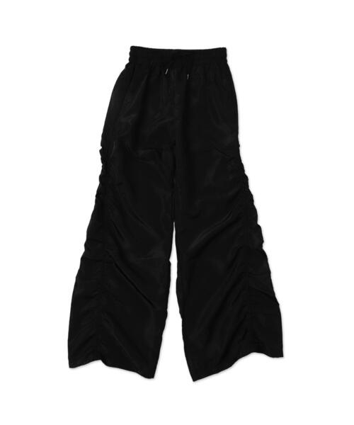 dispark(ディスパーク)の「DISPARK/ギャザーデザインナイロンパンツ(カーゴパンツ・レディース・ブラック・FREE)」の17枚目の写真