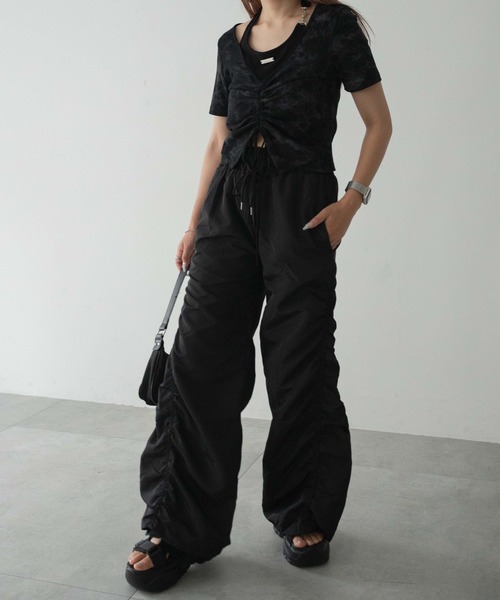 dispark(ディスパーク)の「DISPARK/ギャザーデザインナイロンパンツ(カーゴパンツ・レディース・ブラック・FREE)」の6枚目の写真