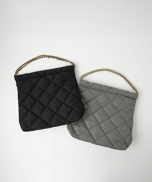 green label relaxing（グリーンレーベルリラクシング）の「キルトチェーン ショルダーバッグ（ショルダーバッグ・レディース・ブラック/ベージュ/グレー・FREE）」の4枚目の写真