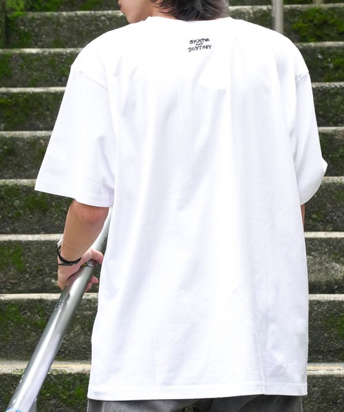 THRASHER(スラッシャー)の「ANTI LOGO emb S/S T-SHIRTS/スラッシャーボックスシルエットワンポイント刺繍ブランドロゴ半袖Tシャツ(Tシャツ/カットソー・メンズ・グレー/ネイビー/ブラック×グレー/ホワイト×ブラック・LARGE/MEDIUM/XX-LARGE/X-LARGE)」の20枚目の写真