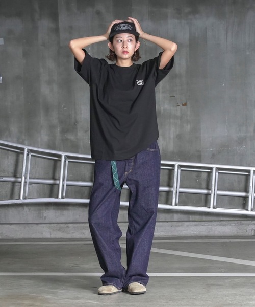 THRASHER(スラッシャー)の「ANTI LOGO emb S/S T-SHIRTS/スラッシャーボックスシルエットワンポイント刺繍ブランドロゴ半袖Tシャツ(Tシャツ/カットソー・メンズ・グレー/ネイビー/ブラック×グレー/ホワイト×ブラック・LARGE/MEDIUM/XX-LARGE/X-LARGE)」の15枚目の写真