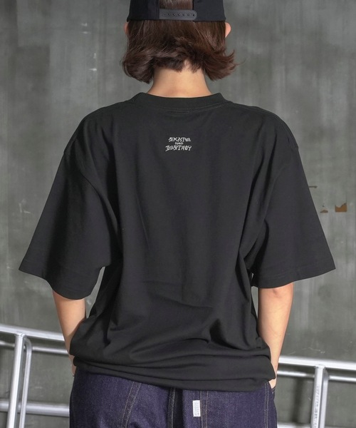 THRASHER(スラッシャー)の「ANTI LOGO emb S/S T-SHIRTS/スラッシャーボックスシルエットワンポイント刺繍ブランドロゴ半袖Tシャツ(Tシャツ/カットソー・メンズ・グレー/ネイビー/ブラック×グレー/ホワイト×ブラック・LARGE/MEDIUM/XX-LARGE/X-LARGE)」の11枚目の写真