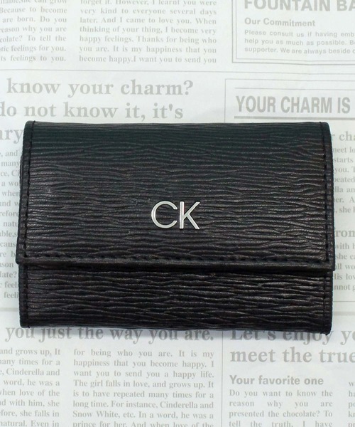 Calvin Klein(カルバン・クライン)の「CK ワンポイント6連フック レザーキーケース Key Case(キーケース/キーアクセサリー・メンズ・ブラック系2/ブラック系1/ブラック系3・F)」の5枚目の写真