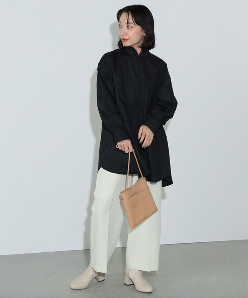 BEAMS HEART（ビームスハート）の「スタンドフリル チュニックシャツ（シャツ/ブラウス・レディース・ブラック/オフホワイト/ベージュ・FREE）」の9枚目の写真