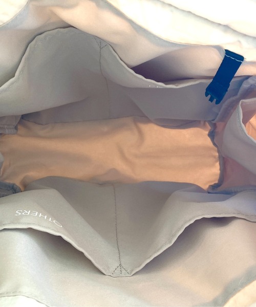 EARTH MADE（アースメイド）の「10POCKET INSIDE PRINT 2WAY TOTE（ボストンバッグ・レディース・ブラック/カーキ/ブルー/ダークグレー/サンドベージュ/ライトベージュ/ライトグレー/ダークブルー/ライトパープル/ブラウン/ダークネイビー/キャメル・FREE）」の18枚目の写真