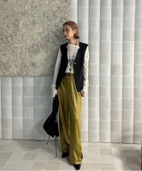 Ameri（アメリ）の「WOOL ONE SHOULDER CUT TOP（Tシャツ/カットソー
