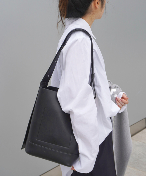 ＆MyuQ（アンドミューク）の「【&MyuQ/アンドミューク】バケットトートバッグ（トートバッグ・レディース・ブラック・FREE）」の9枚目の写真