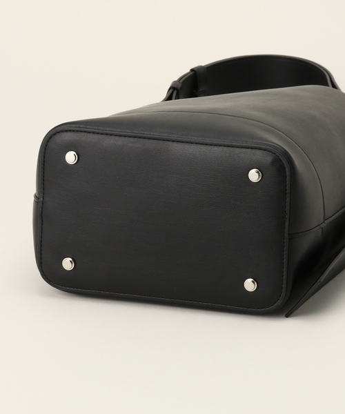 ＆MyuQ（アンドミューク）の「【&MyuQ/アンドミューク】バケットトートバッグ（トートバッグ・レディース・ブラック・FREE）」の2枚目の写真