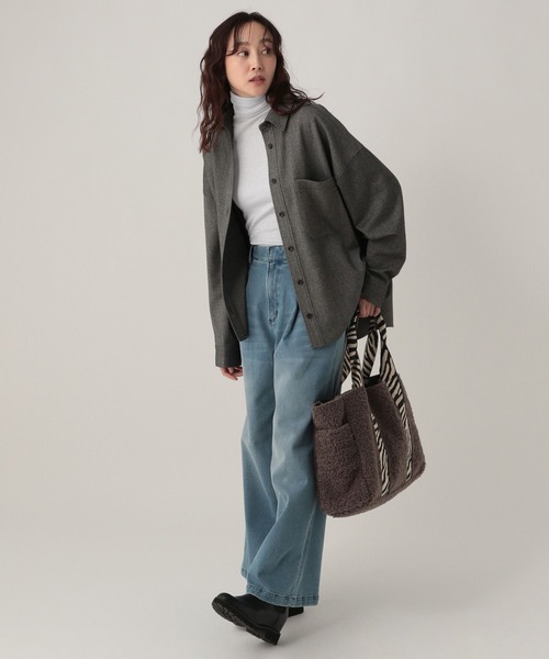 Elura（エルーラ）の「ラメタートルトップス インナー/139374（Tシャツ/カットソー・レディース・ベージュ/ホワイト/ライトグレー/ブラック・MEDIUM/LARGE）」の9枚目の写真