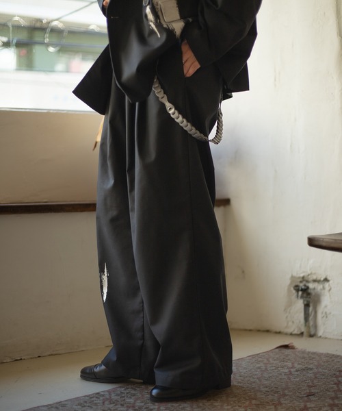 epnok（エプノック）の「箔プリントスラックス（スラックス・メンズ・チャコールグレー/ブラック・MEDIUM/LARGE/SMALL）」の16枚目の写真