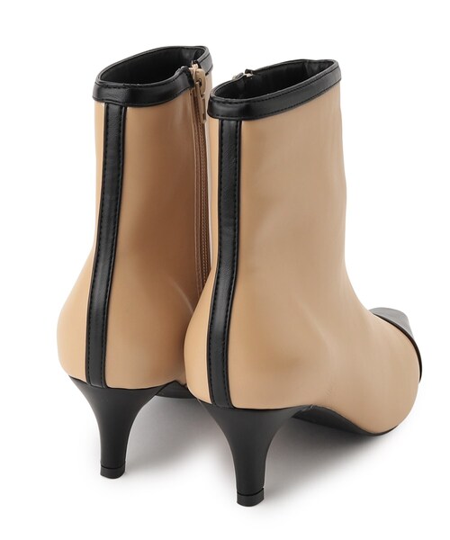 OPAQUE.CLIP(オペークドットクリップ)の「【抗菌防臭加工】トゥーキャップショートブーツ(ブーツ・レディース・ブラック/ベージュ系4・02/03)」の7枚目の写真