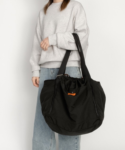 UNIVERSAL OVERALL(ユニバーサルオーバーオール)の「SHINGEN BUDOU BAG (L) / 信玄武道バッグ(ショルダーバッグ・レディース・ブラック・FREE)」の18枚目の写真