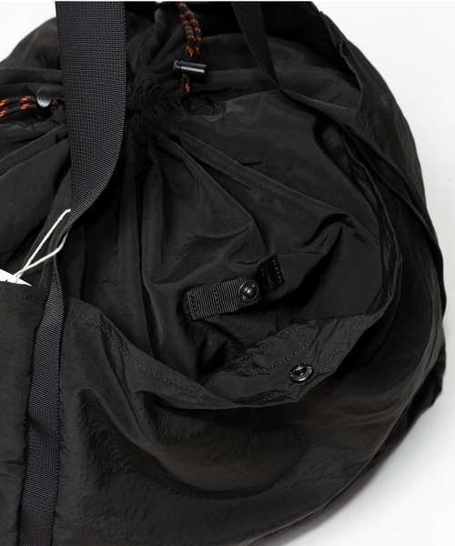 UNIVERSAL OVERALL(ユニバーサルオーバーオール)の「SHINGEN BUDOU BAG (L) / 信玄武道バッグ(ショルダーバッグ・レディース・ブラック・FREE)」の5枚目の写真