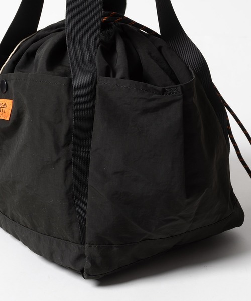 UNIVERSAL OVERALL(ユニバーサルオーバーオール)の「SHINGEN BUDOU BAG (L) / 信玄武道バッグ(ショルダーバッグ・レディース・ブラック・FREE)」の4枚目の写真