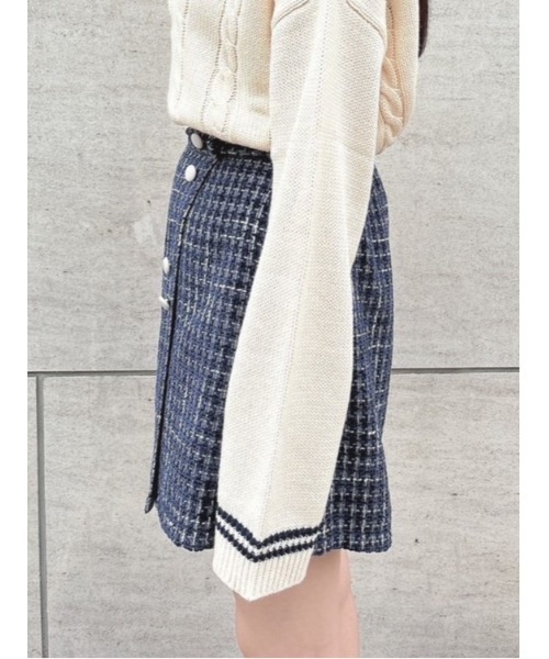 F i.n.t（フィント）の「【セットアップ対応】釦使いファンシーツイードスカパン/fint（その他パンツ・レディース・ライトブルー/ネイビー・FREE）」の8枚目の写真