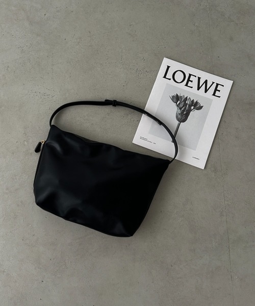 un+frame ショルダーバッグ バッグ round moon shoulder bag