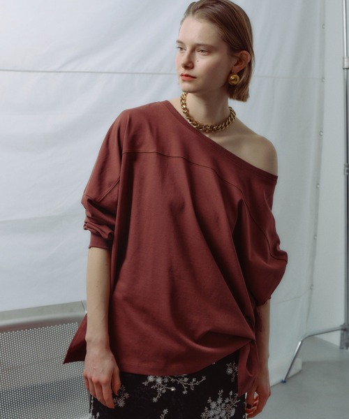 yae（ヤエ）の「2way loose sweat shirt / 2wayルーズスウェットシャツ（スウェット・レディース・ブラック/ベビーピンク/ライトグレー/ブラウン・FREE）」の6枚目の写真